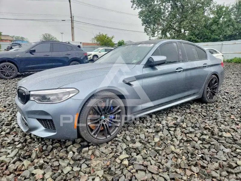 2018 BMW M5 фото