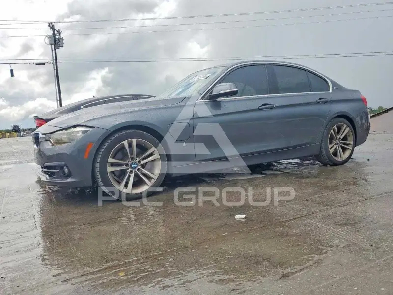 2018 BMW 330 фото