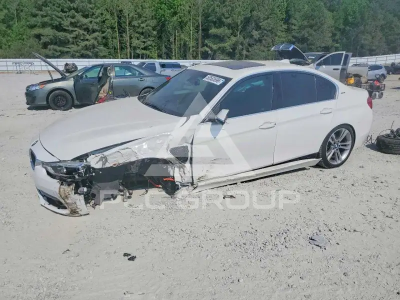 2018 BMW 330 фото