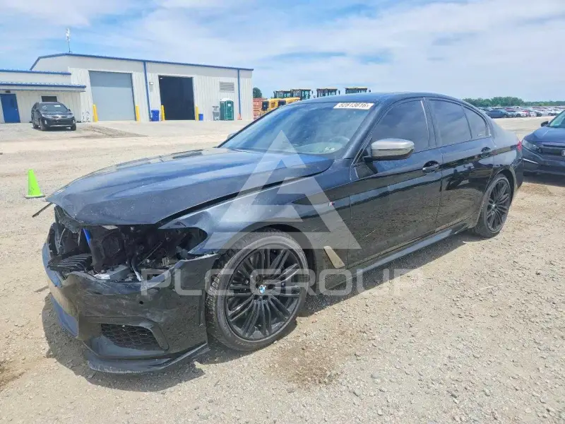 2018 BMW M5 фото