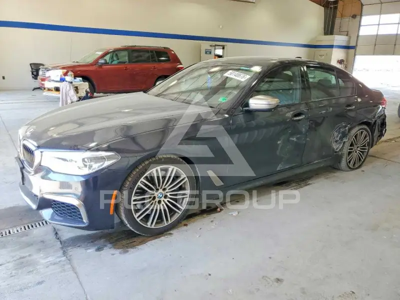 2018 BMW M5 фото