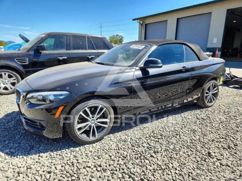 2018 BMW 230 фото