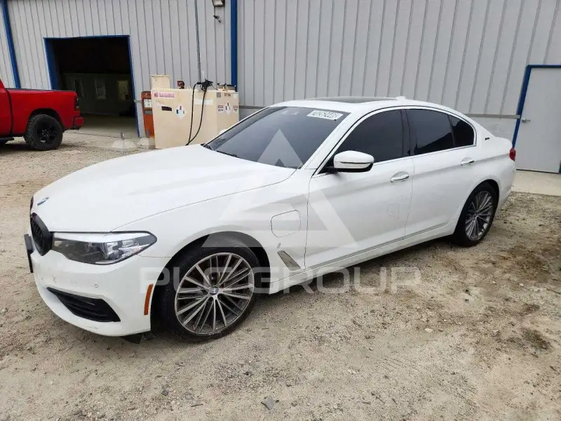 2018 BMW 530 фото