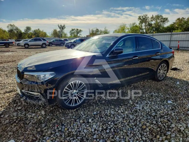 2018 BMW 530 photo