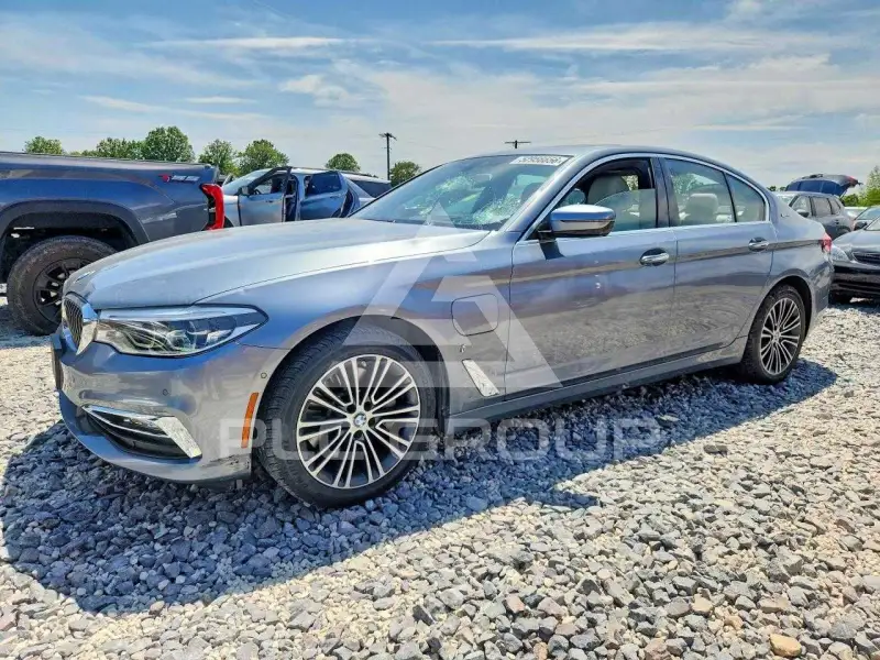2018 BMW 530 photo