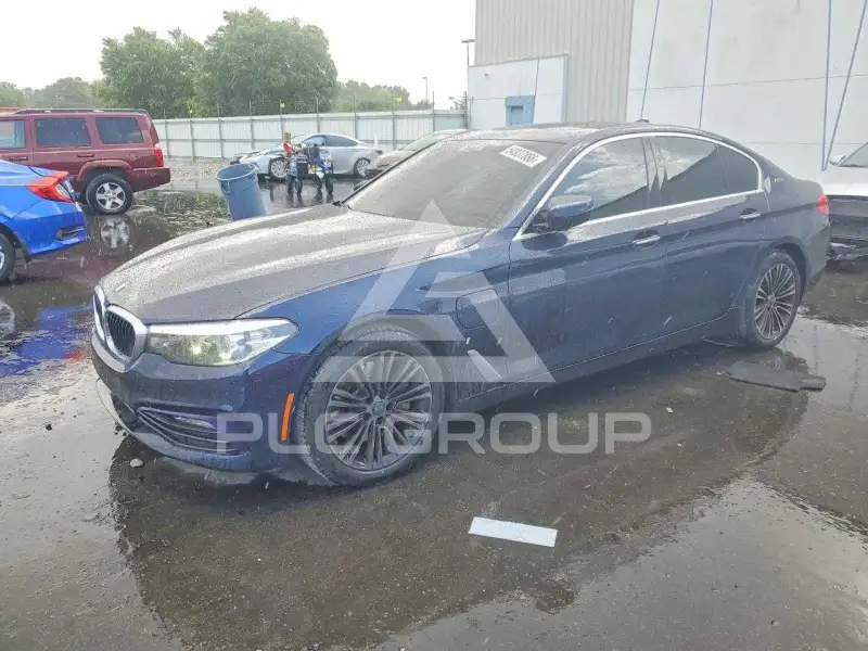 2018 BMW 530 photo