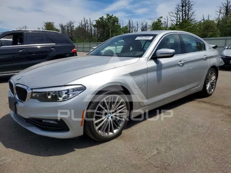 2018 BMW 530 photo