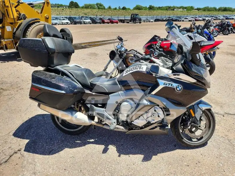 2018 BMW K1600 фото
