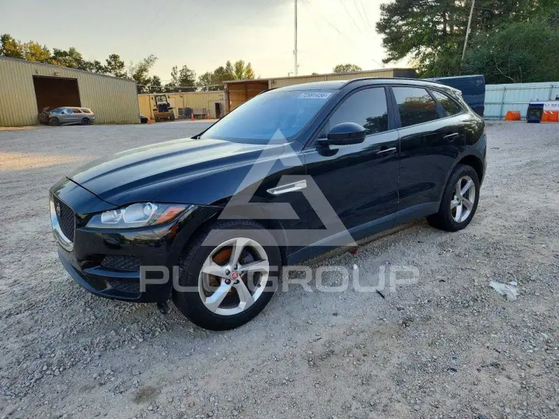 2018 Jaguar F-PACE photo