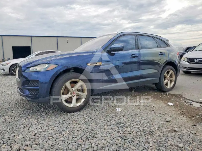 2018 Jaguar F-PACE photo