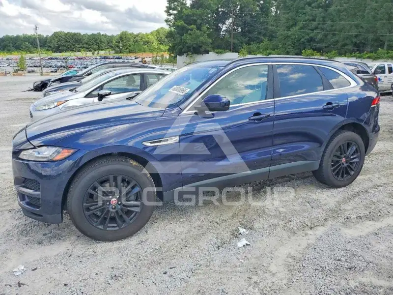 2018 Jaguar F-PACE photo