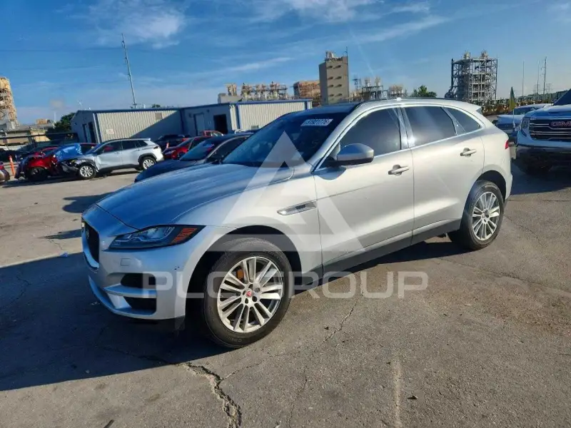 2018 Jaguar F-PACE photo