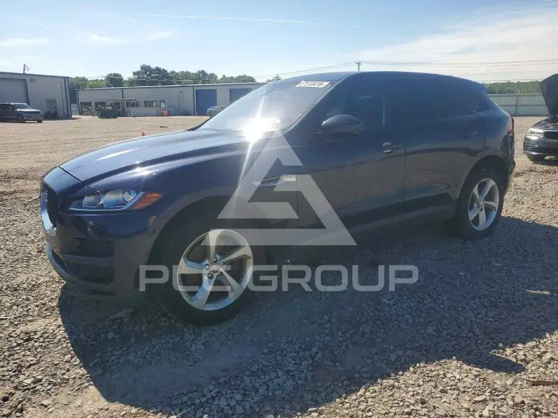 2018 Jaguar F-PACE photo