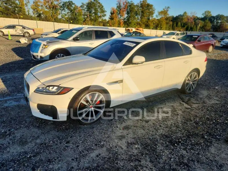 2018 Jaguar XF фото