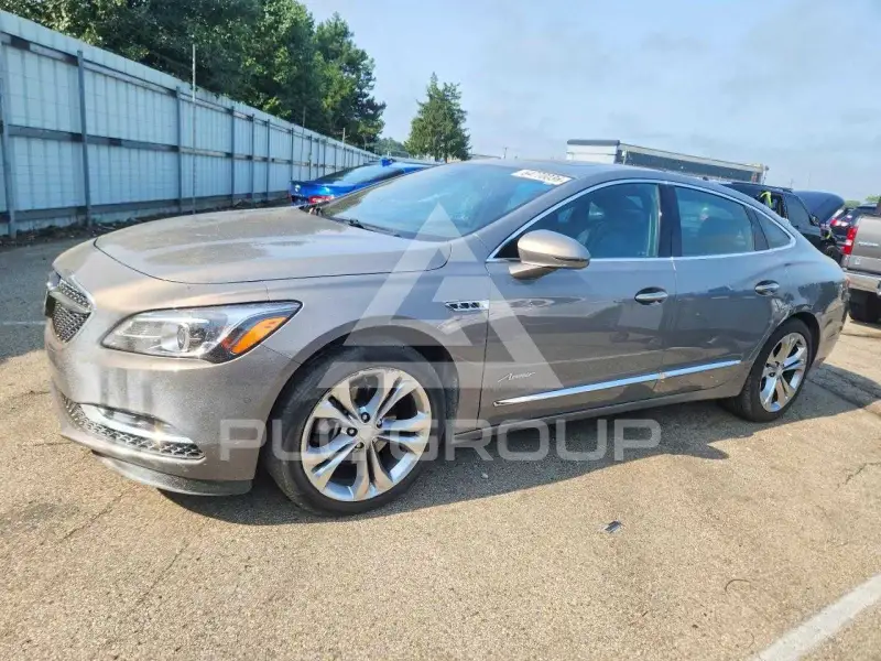 2018 Buick LACROSSE photo