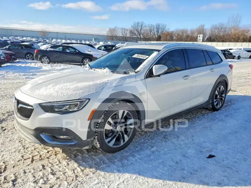 2018 Buick REGAL photo