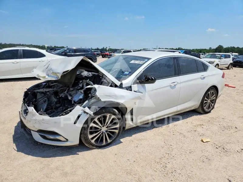 2018 Buick REGAL фото