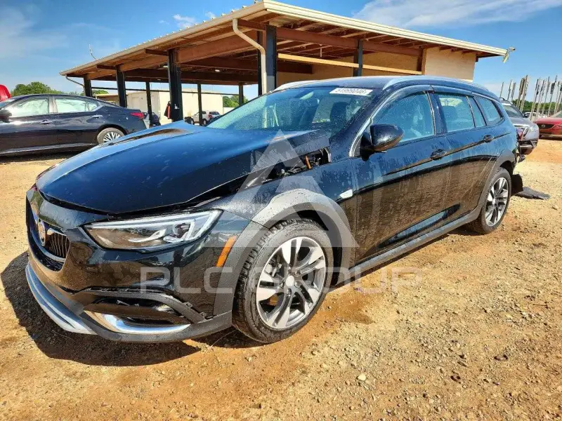 2018 Buick REGAL photo