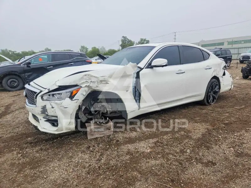 2018 Infinity Q70 фото