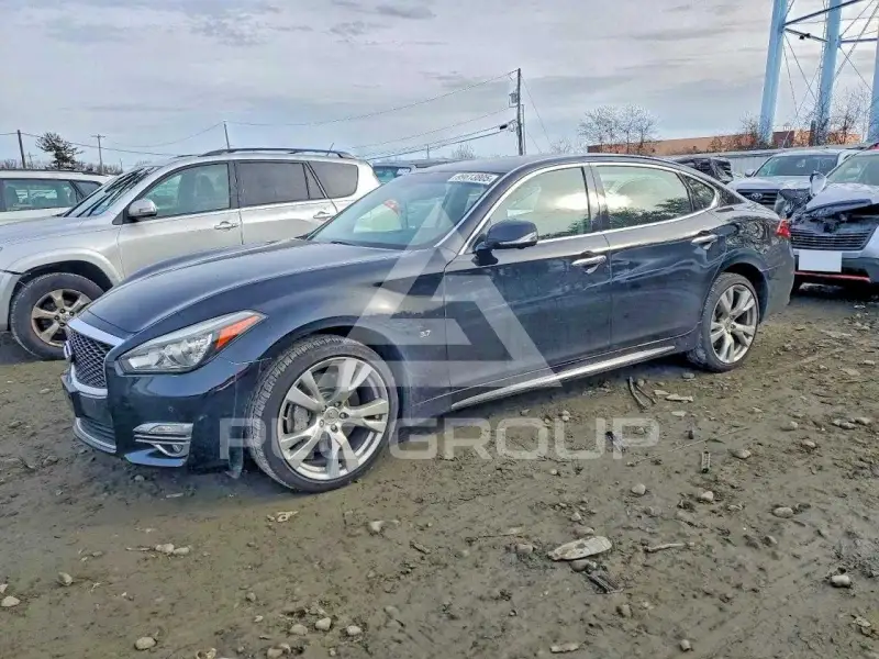 2018 Infinity Q70 фото