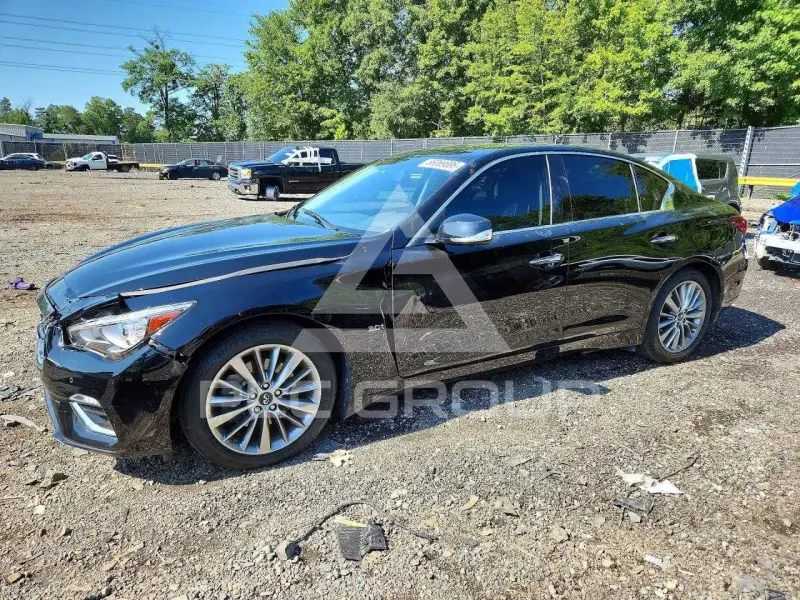 2018 Infinity Q50 фото