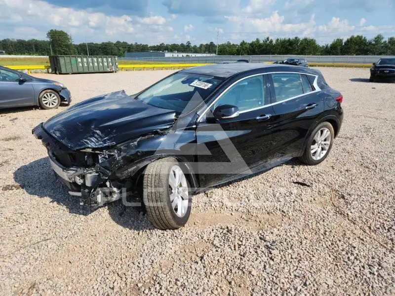 2018 Infinity QX30 фото