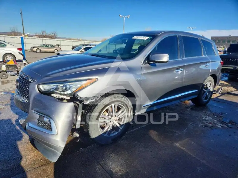 2018 Infinity QX60 photo