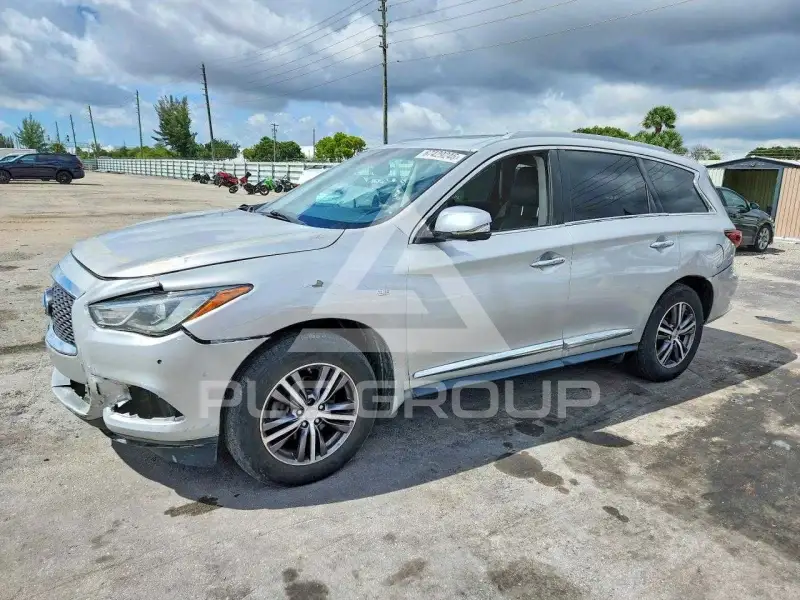 2018 Infinity QX60 photo