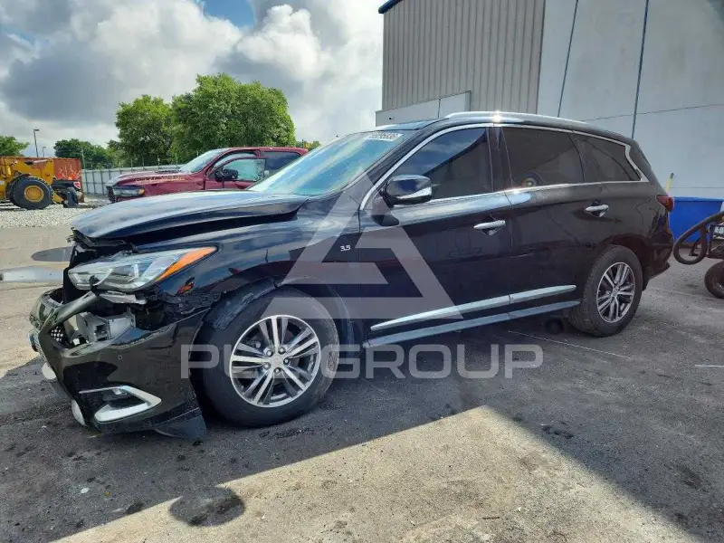 2018 Infinity QX60 photo