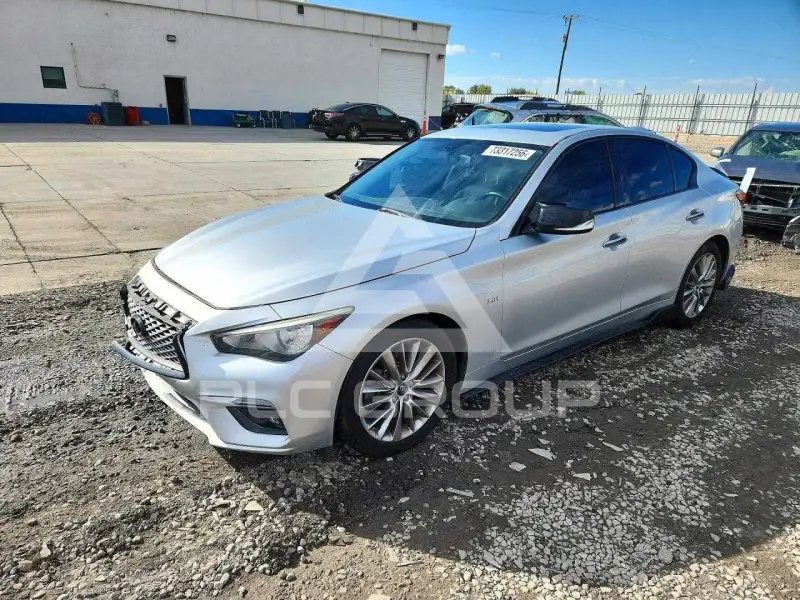 2018 Infinity Q50 фото