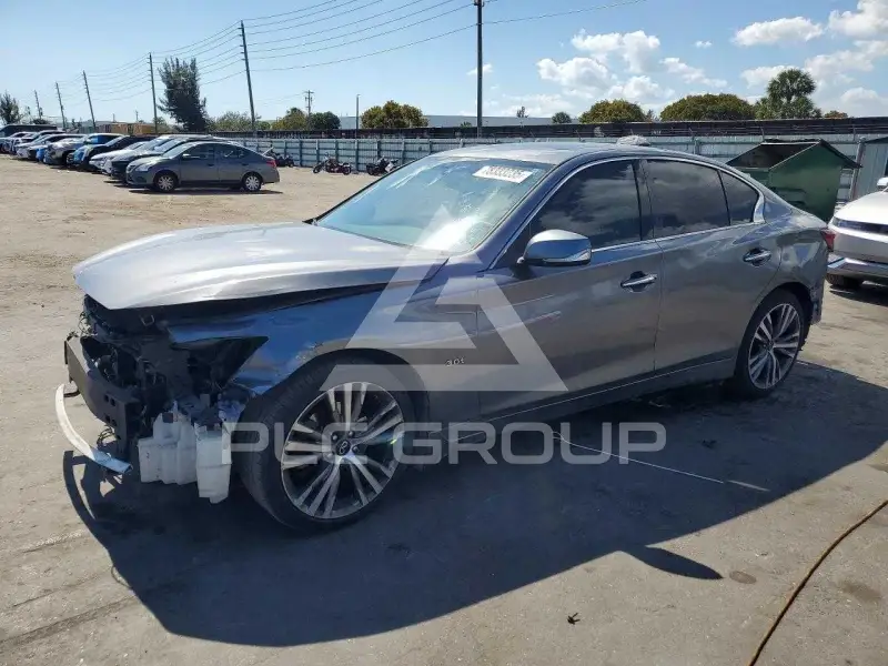 2018 Infinity Q50 photo