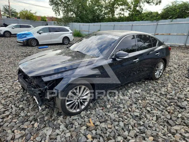 2018 Infinity Q50 фото