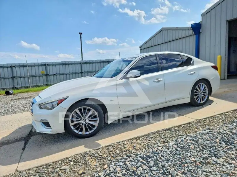2018 Infinity Q50 фото