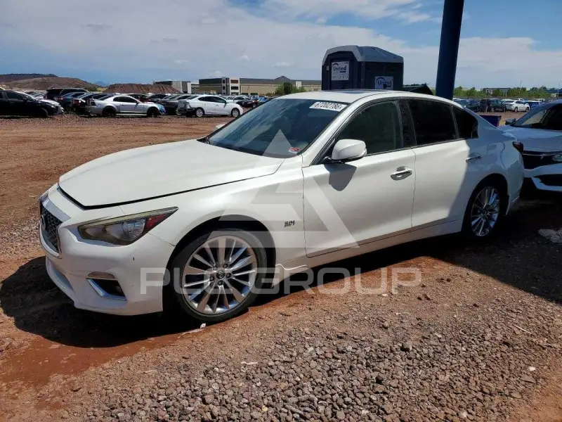 2018 Infinity Q50 фото