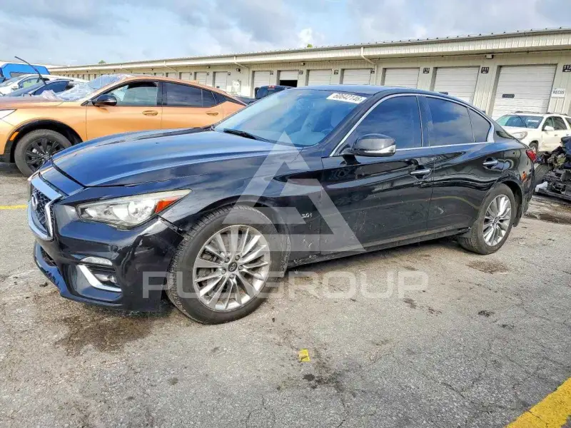 2018 Infinity Q50 фото