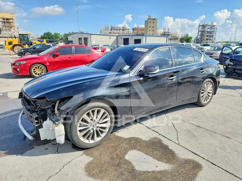 2018 Infinity Q50 фото