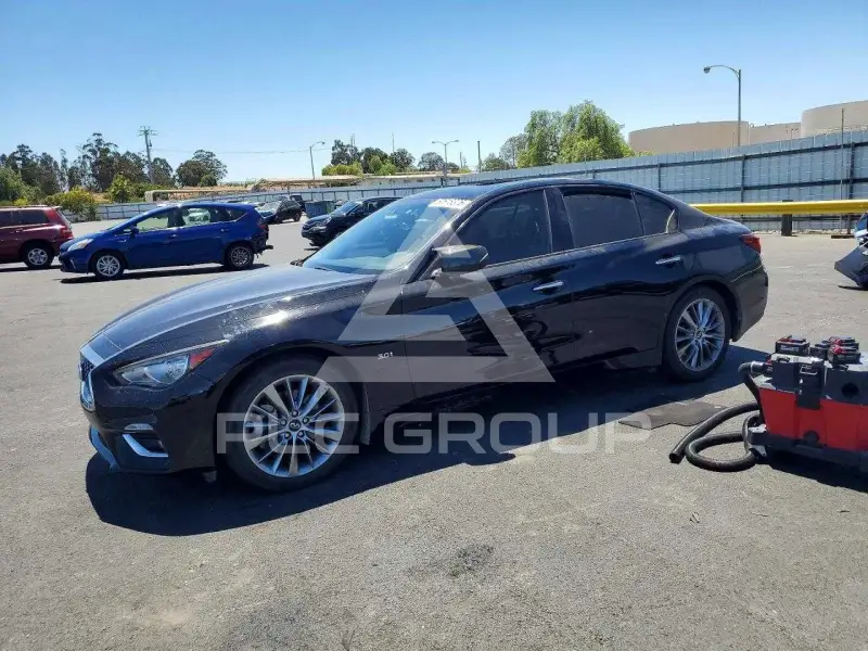 2018 Infinity Q50 фото