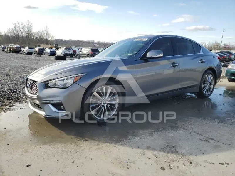 2018 Infinity Q50 фото