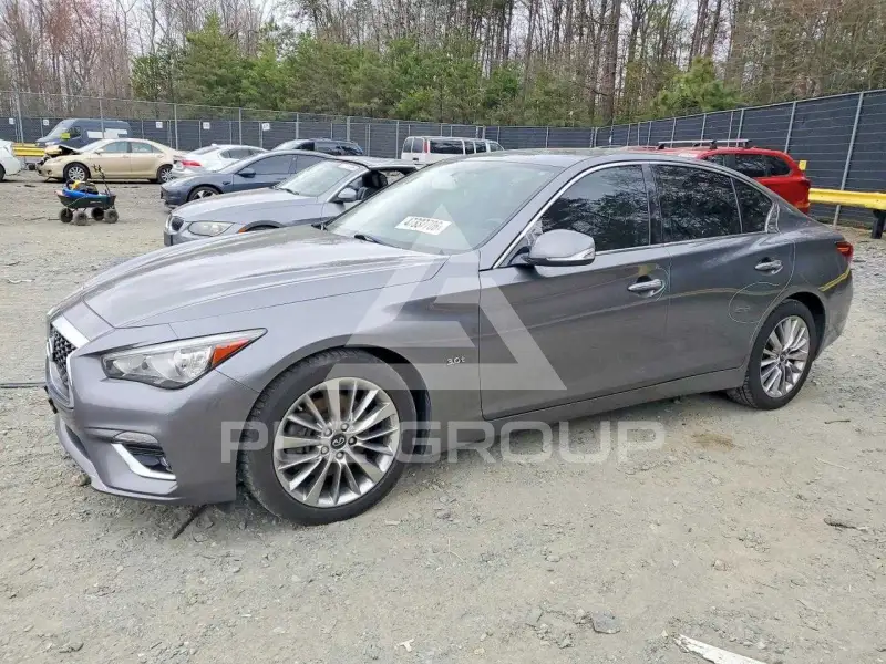 2018 Infinity Q50 photo