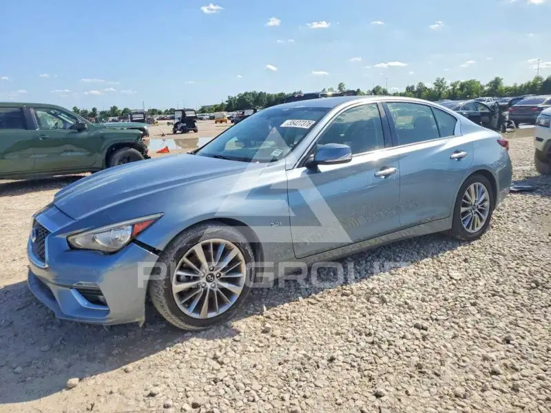 2018 Infinity Q50 фото
