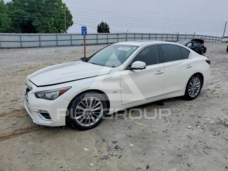 2018 Infinity Q50 photo