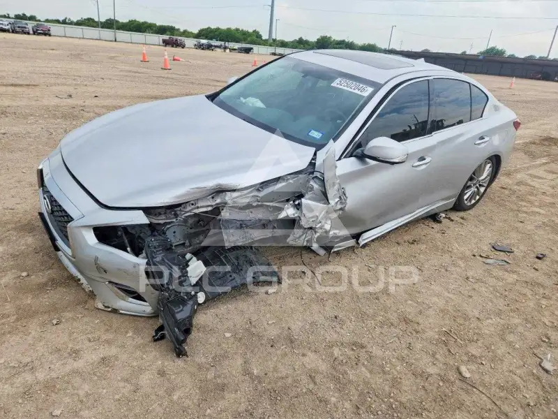 2018 Infinity Q50 photo