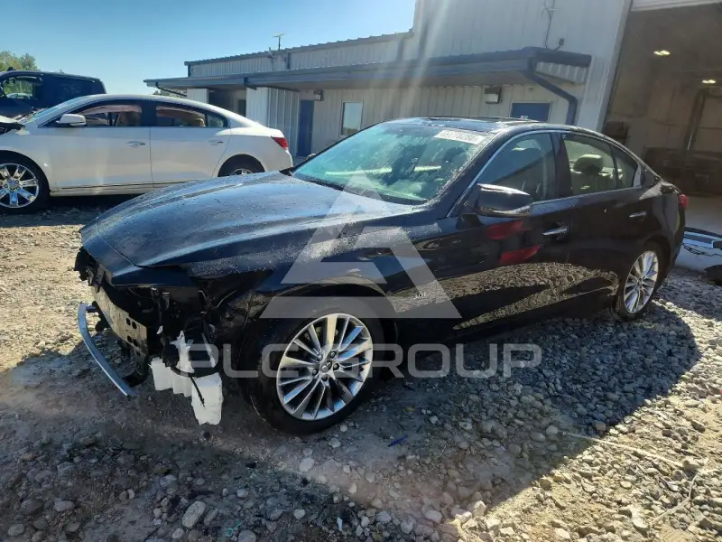 2018 Infinity Q50 фото