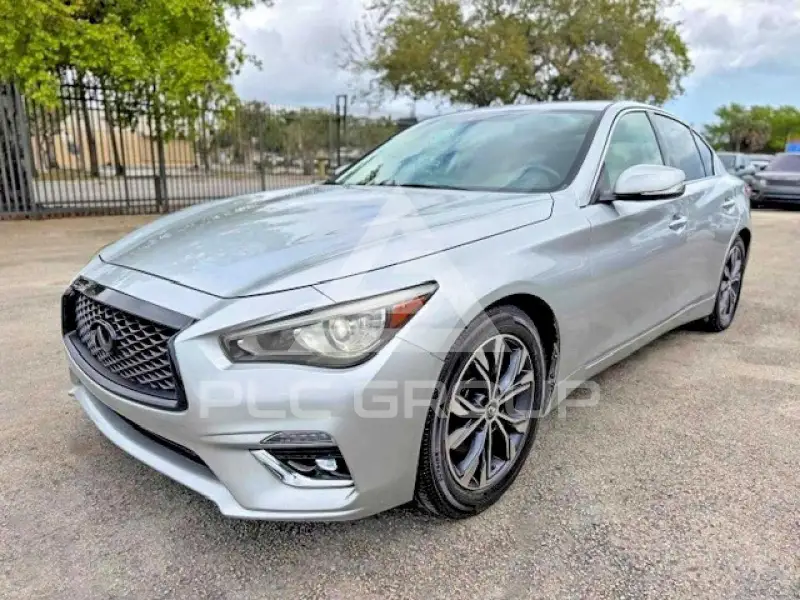 2018 Infinity Q50 фото