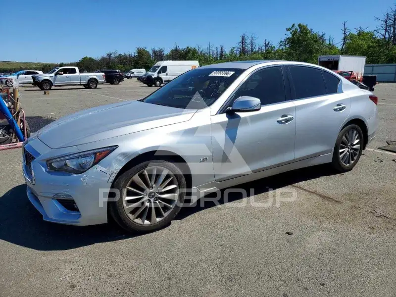 2018 Infinity Q50 photo