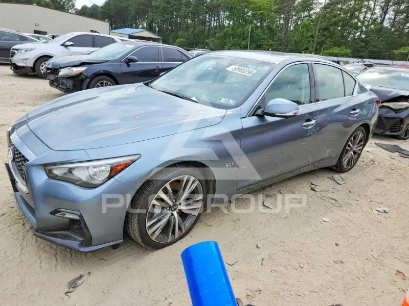 2018 Infinity Q50 фото