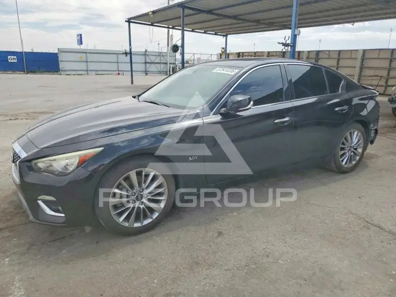 2018 Infinity Q50 фото