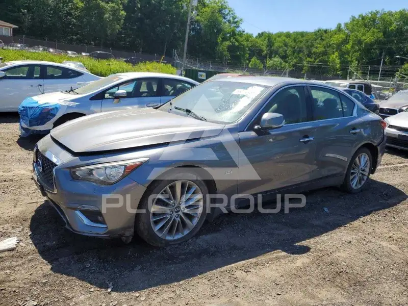 2018 Infinity Q50 фото