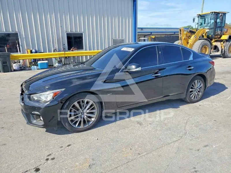 2018 Infinity Q50 фото