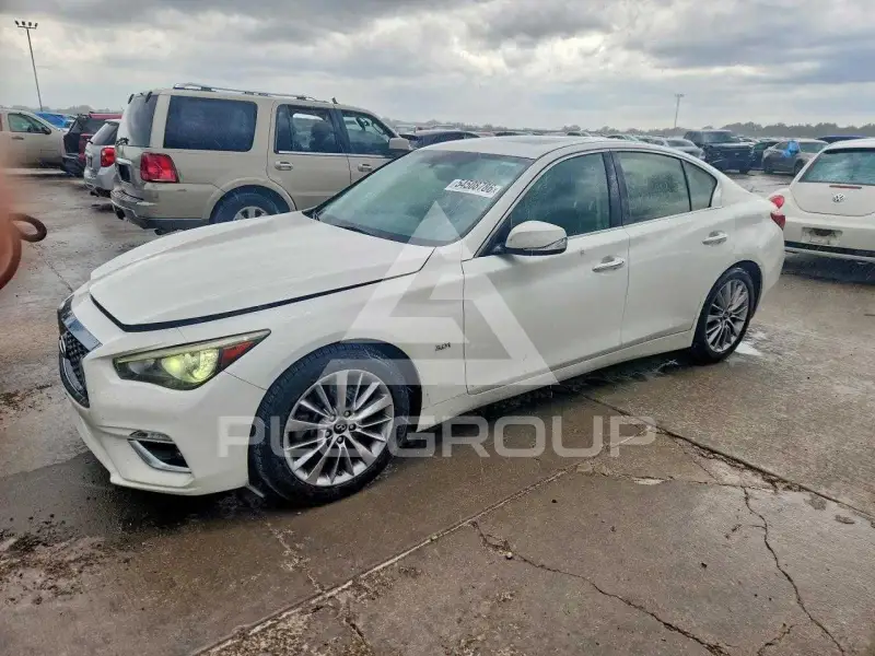 2018 Infinity Q50 фото